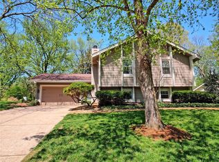647 Thicket Ln, Lake Saint Louis, MO