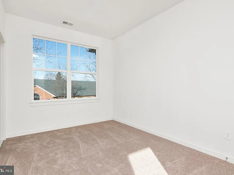 13 1st Ave SW #6 — Photo 21