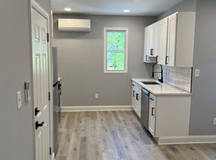 5847 Willows Ave FLOOR 3, Philadelphia, PA 19143