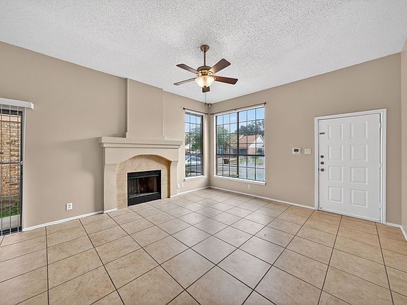 3rd image of 9971 Echo Plain Dr