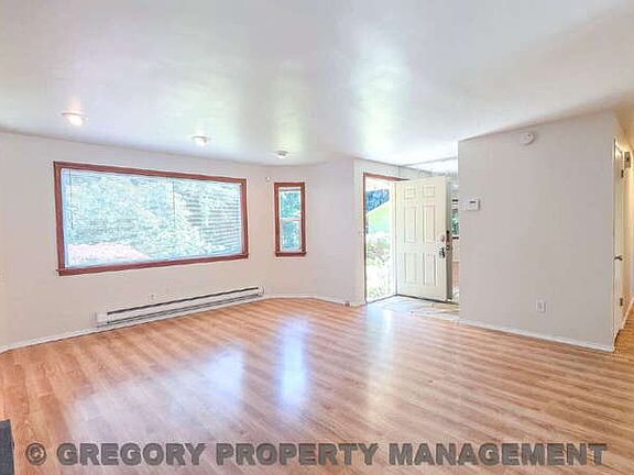 5th image of 19626 Filbert Rd