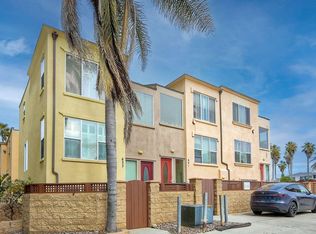 633 Chalcedony St, San Diego, CA 92109