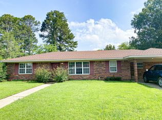 2608 Pemberton Ave, Tupelo, MS 38801