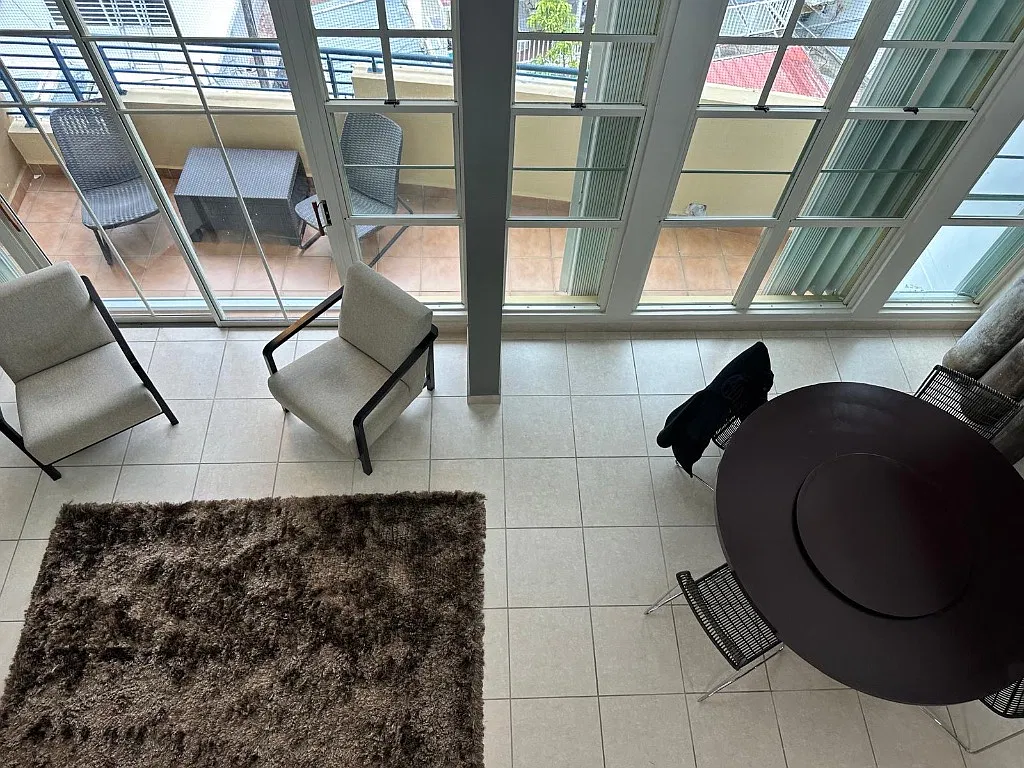 3 bed, 2.0 bath, 230 sqft, $2,200 — Photo 2