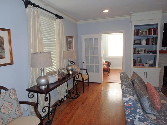 5th image of 511 Mamie St