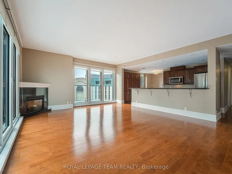 700 Sussex Dr #601 — Photo 3