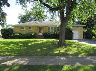 609 Banbury Ct, Roselle, IL