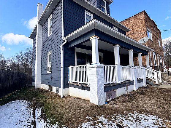 3rd image of 598 Old Newport St
