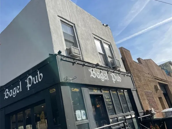 313 36th St, Brooklyn, NY 11232