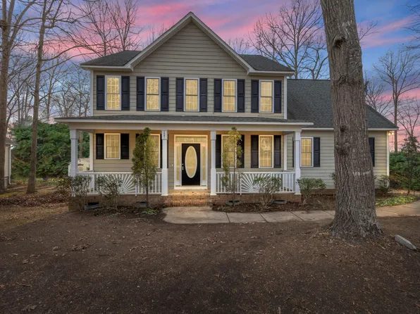 1401 Kabanek Dr, Raleigh, NC 27603