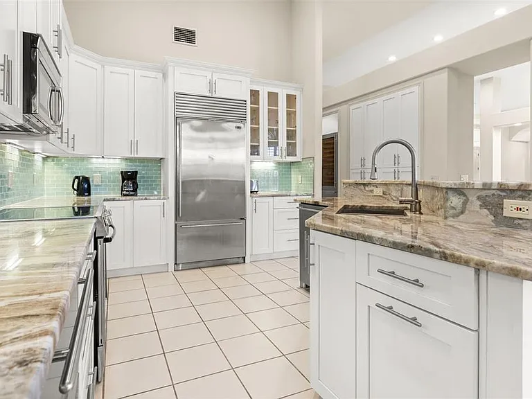 30312 Laurelwood Ln — Photo 18