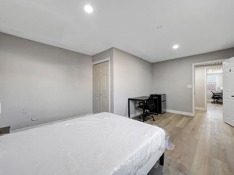 room 6