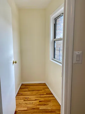 Rented by EXR | media 8