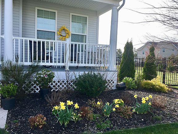 4th image of 365 Hopedale Dr SE
