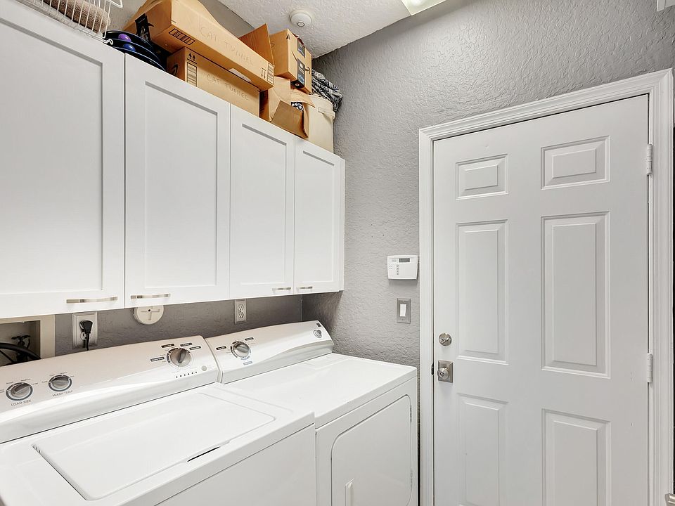 1st image of 10270 Hunt Club Lane