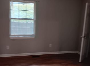 105 Ashlee Rd APT 1, Johnson City, TN 37601