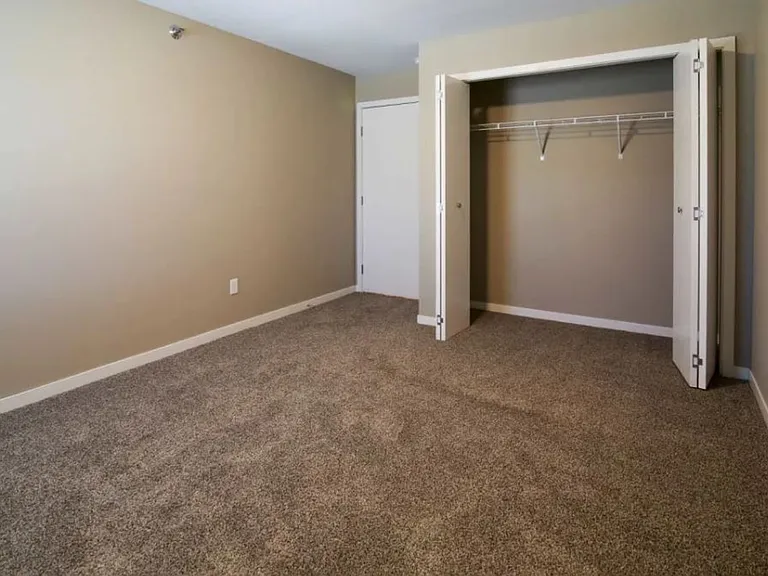 Veraway Apartments — Photo 23
