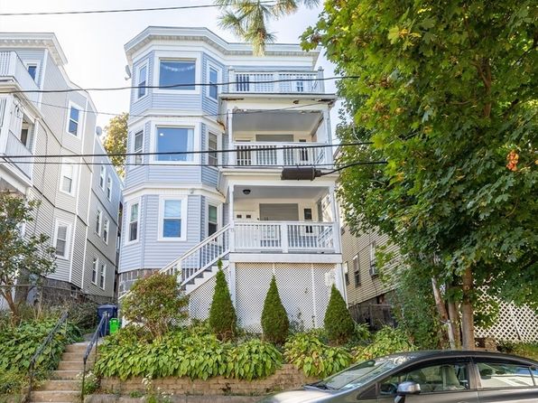 11 Juliette St #1