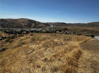 6 Chimney Canyon Rd, Lebec, CA 93243
