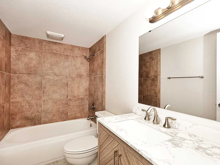 1627 E Redfield Rd — Photo 31
