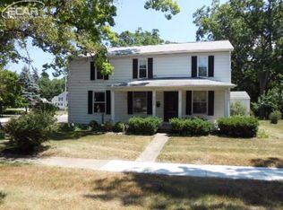 336 N McKinley Rd, Flushing, MI 48433