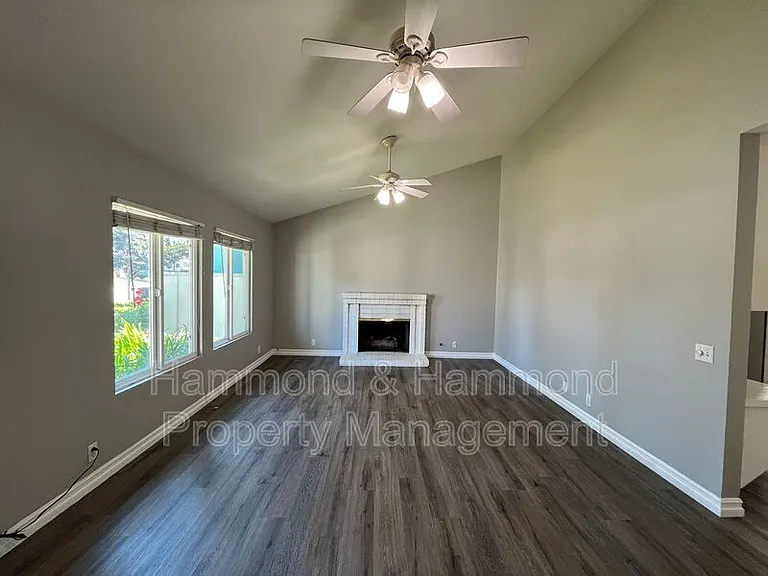 5716 Bloomfield St — Photo 5