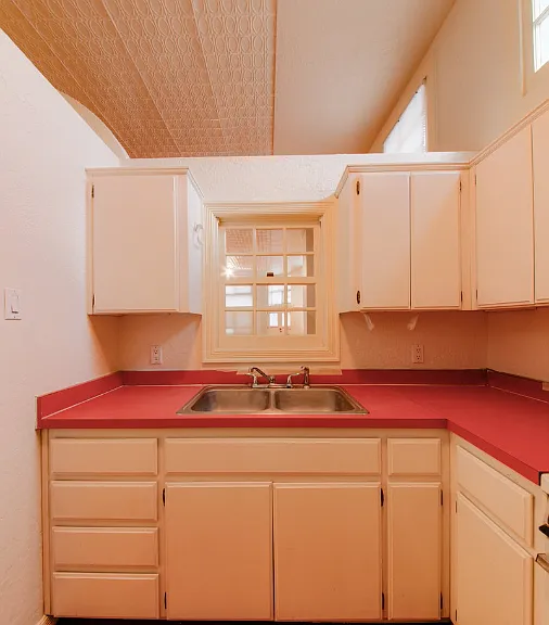 Renovated Apartments in the Historic Broadway Market Building — Photo 68