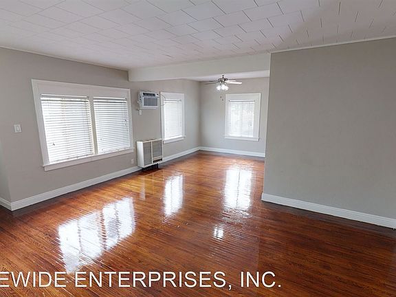 2nd image of 3211 1/2 James M Wood Blvd #6687152