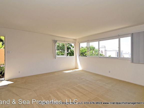 3rd image of 2312 Highland Ave