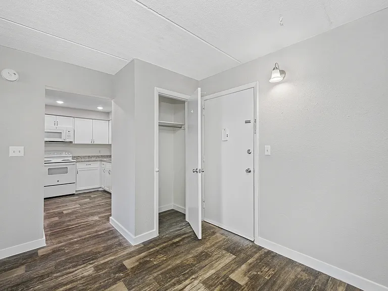 Loft at Third Apartments — Photo 13