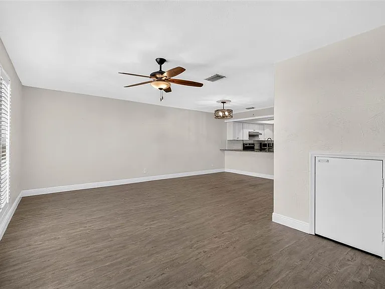 606 S Glen Ave #5 — Photo 12