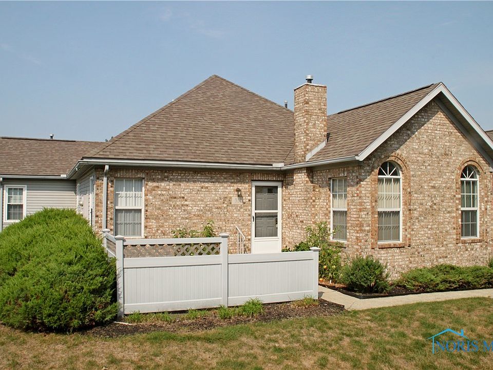 33 Stonegate Cir, Bowling Green, OH 43402 Zillow