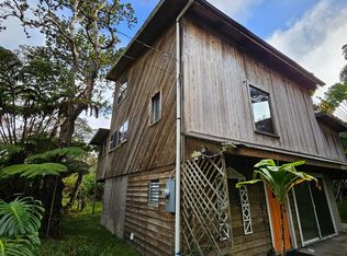 11-2917 Kamakahala St, Volcano, HI 96785