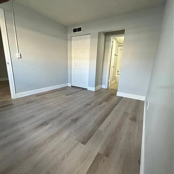 946 Lake Destiny Rd #D — Photo 7