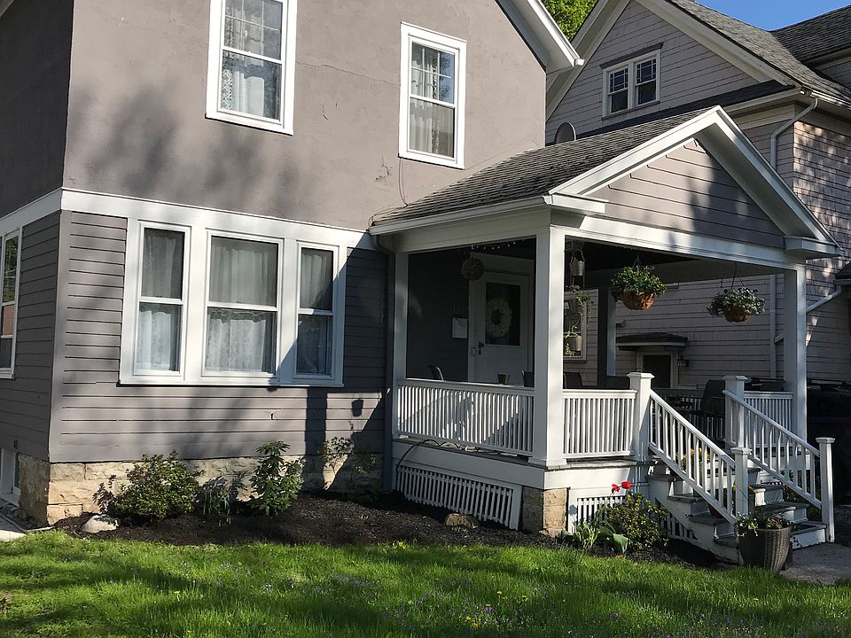2nd image of 120 Belmont St