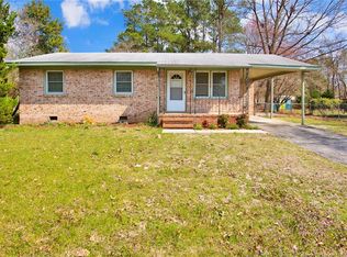 6558 Winthrop Dr, Fayetteville, NC 28311