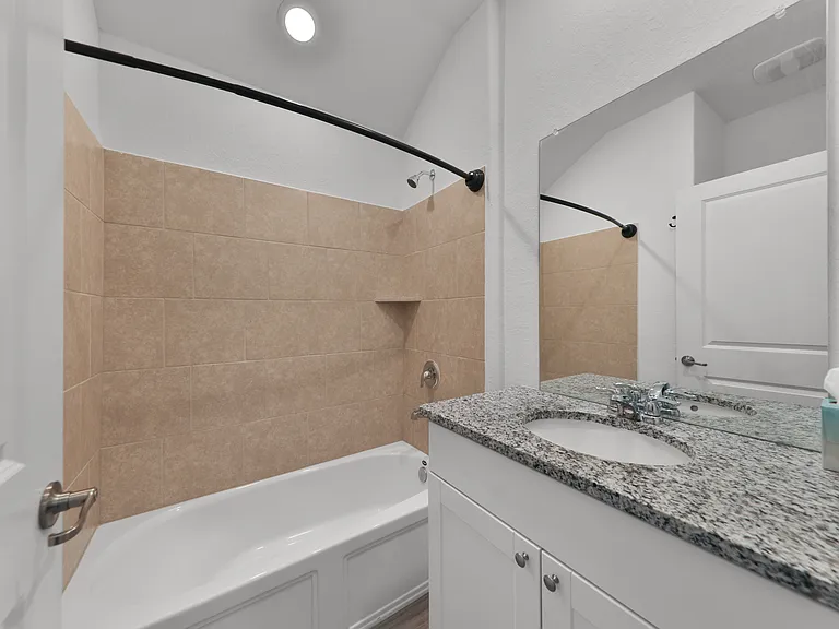 606 Bean Bnd — Photo 27