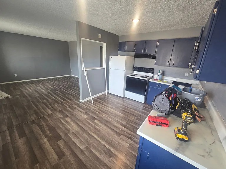 984 E Saxony Dr — Photo 28