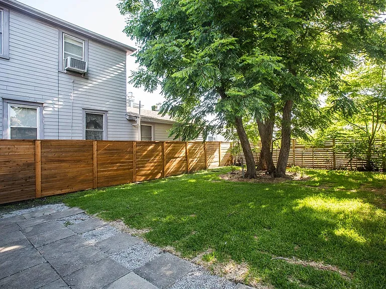 2223 Soniat St — Photo 16