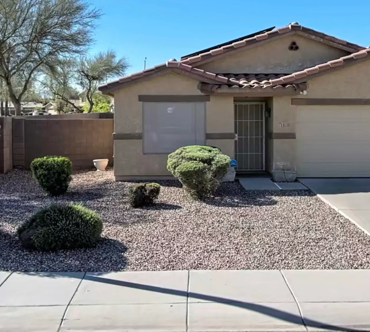 13133 W Fairmont Ave — Photo 1