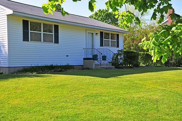 1st image of 155 Summer Ln