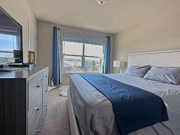 Master Bedroom-Third Floor