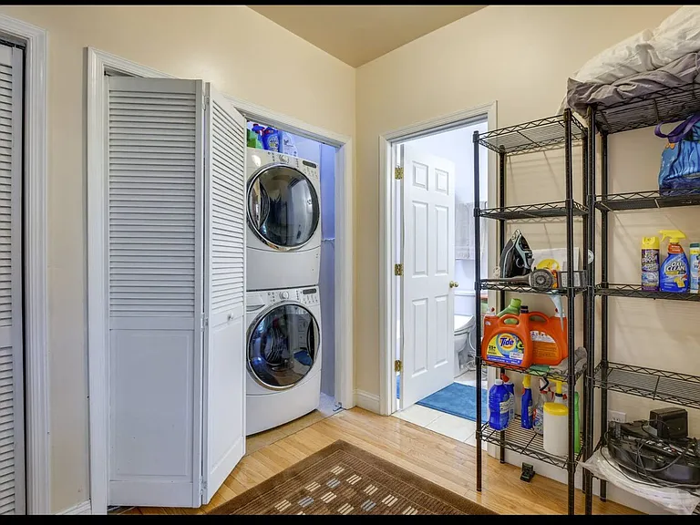 821 Randolph St NW — Photo 16
