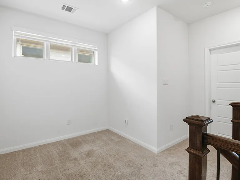9206 McCoy Pass — Photo 13