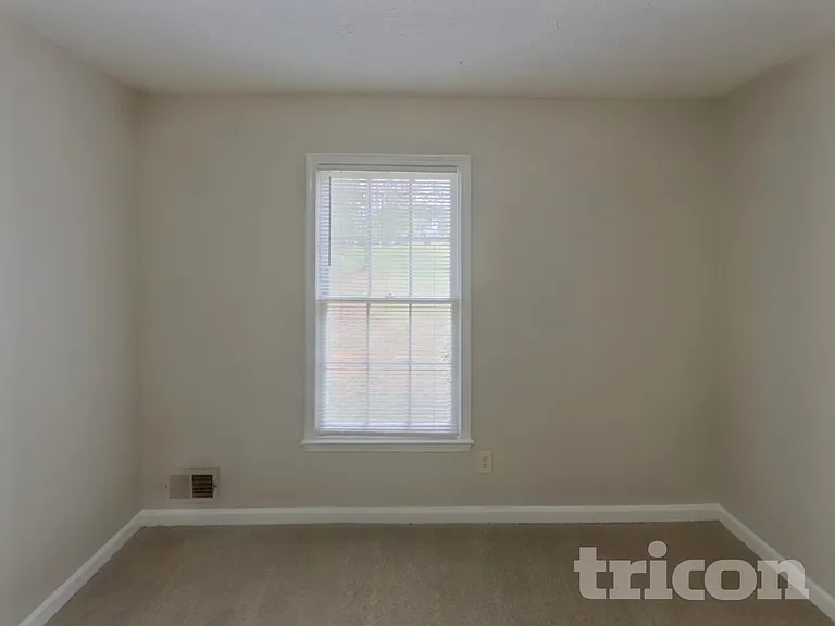 507 Ironwood Ct SE — Photo 13
