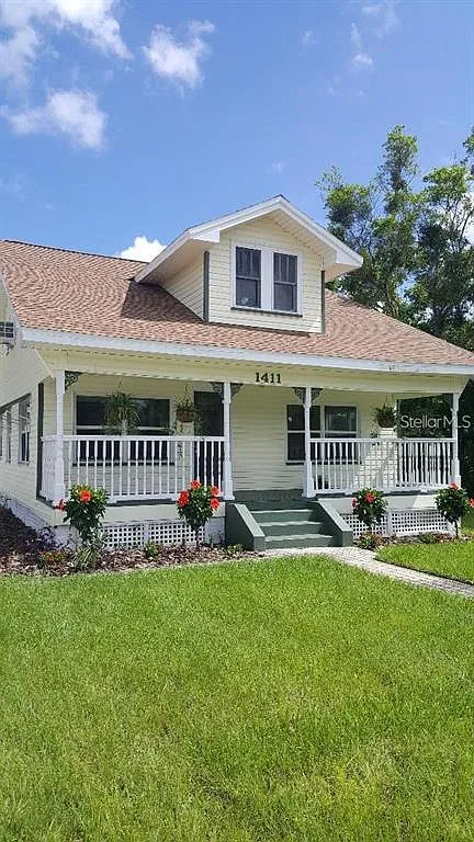 1 bed, 1.0 bath, 636 sqft, $995 — Photo 1