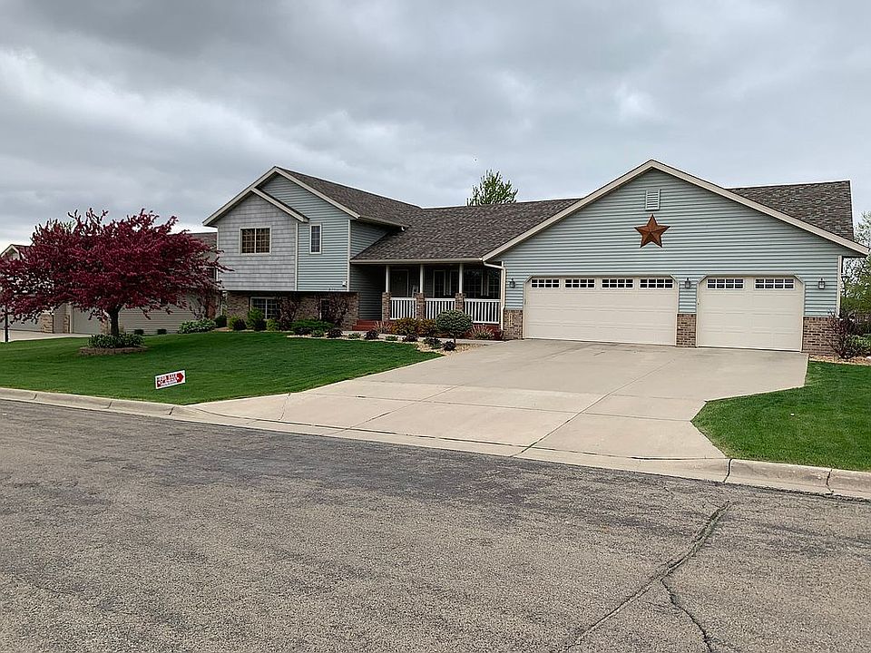 1st image of 2542 Mossy Creek Dr NE