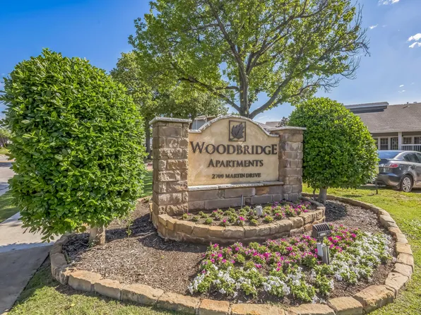 Woodbridge Apartments