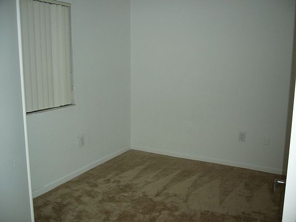 4th image of 8335 SW 152nd Ave #B-208