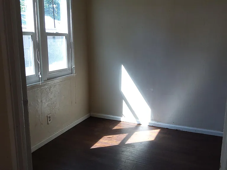 530 Cherry St — Photo 6
